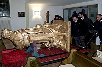 arch-2012-bosco-statue02.jpg