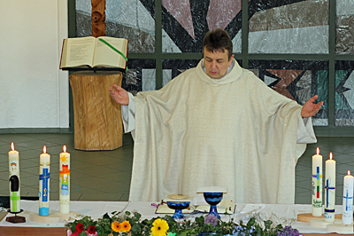 images/Archiv/2022/archiv-2022-erstkomm04.jpg