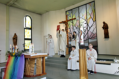 images/Archiv/2022/archiv-2022-erstkomm07.jpg